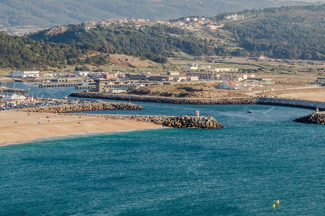 Transfer From Lisbon to Porto W/ Óbidos, Fátima and Nazaré - Private Pick Up in Porto