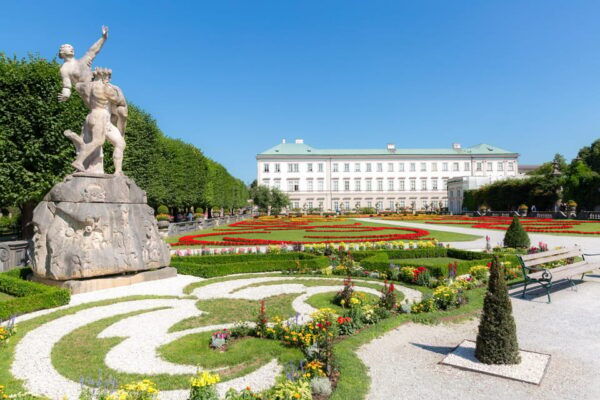 Transfer From Munich to Salzburg With 2 Hours of Sightseeing - Nearby Attractions to Consider