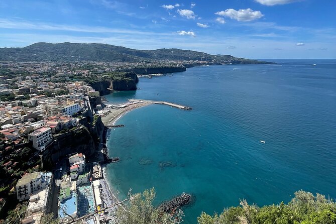 Transfer From Naples Airport to Sorrento - Pricing and Guarantee