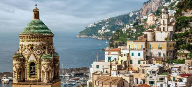 Transfer From Naples to Amalfi via Pompei 2h or Viceversa - Additional Services Available