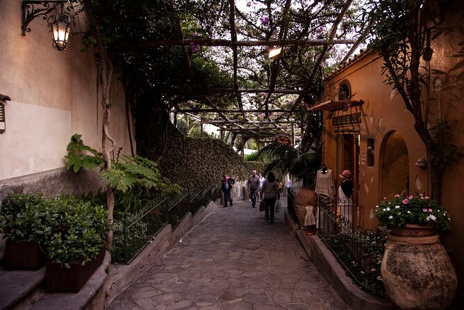 Transfer From Naples to Positano or Vice Versa - Duration of Transfer