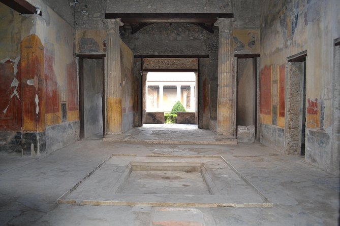 Transfer From Naples to Positano With 2 Hours Private Tour in Pompeii - Private Transfer From Naples to Positano