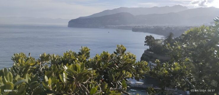 Transfer From Naples to Sorrento - Pricing and Group Details