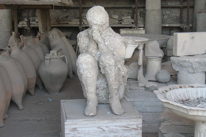 Transfer From Naples to Sorrento With a Stop at Pompeii and Mt.Vesuvius(1-8 Pax) - Tour Overview