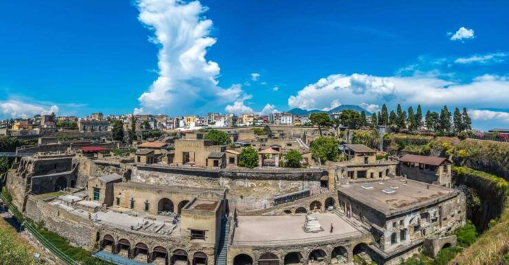 Transfer From Naples to Sorrento With Tour in Herculaneum - Itinerary