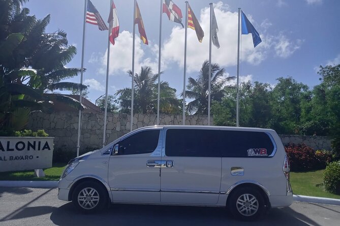Transfer From Punta Cana Airport to Hotels in Uvero Alto and Vice Versa - Overview