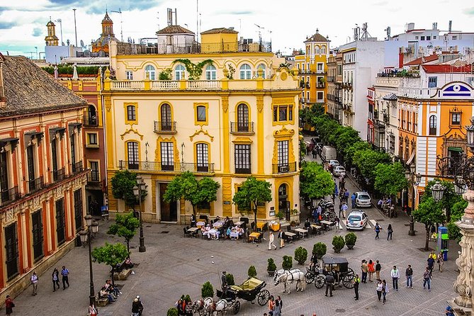 Transfer From Seville to Granada With a Stop in Ronda - Exploring the Beautiful City of Ronda