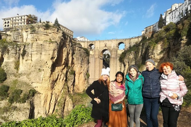 Transfer From Seville to Granada With a Stop in Ronda - Must-See Attractions in Ronda