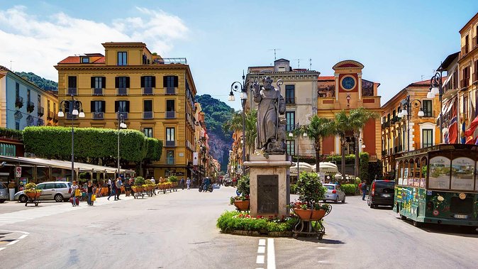 Transfer From Sorrento to Naples or Naples to Sorrento - Booking Process