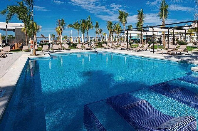 Transfer from/to Airport, Riu Reggae, Riu Montego Bay, Riu Palace - Pricing and Value for Money