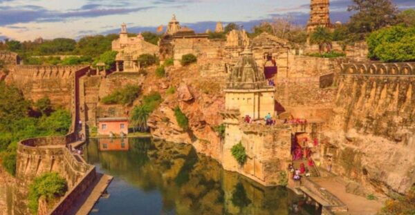 Transfer From Udaipur To Jaipur Via Chittorgarh Fort - The Sum Up