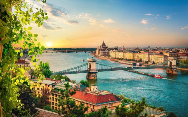 Transfer From Vienna to Budapest, English-Speaking Driver - Meet Your Driver