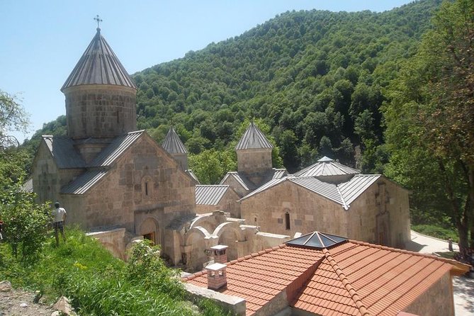 Transfer From Yerevan to Tbilisi With Tours - Meeting and Pickup