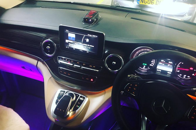 Transfer Heathrow to Central London V Class - Inclusions and Amenities Provided During the Transfer
