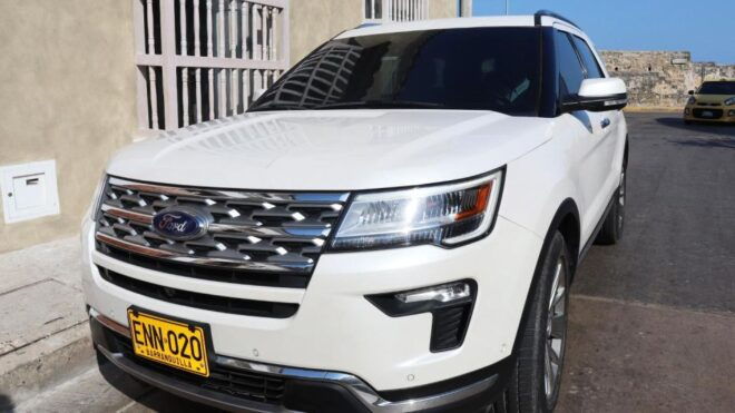 Transfer High-end - Ford Explorer - Seamless Opulence and Convenience