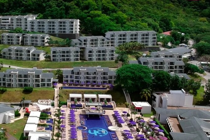 Transfer Liberia Airport to Planet Hollywood or Andaz Papagayo, ROUND TRIP. - Cancellation Policy