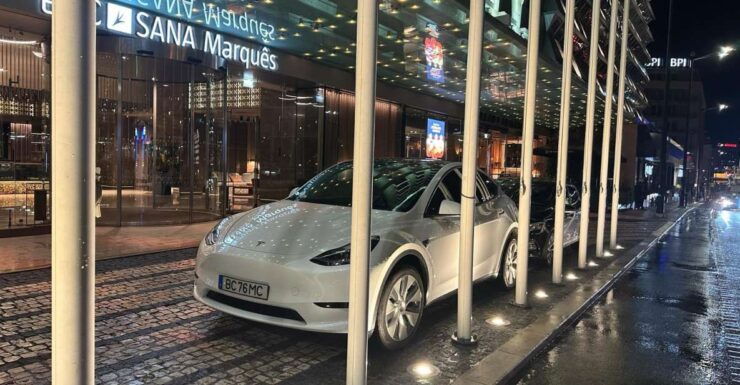 Transfer Lisbon Airport to Hotel in Lisbon - Convenient Meeting Point at Airport