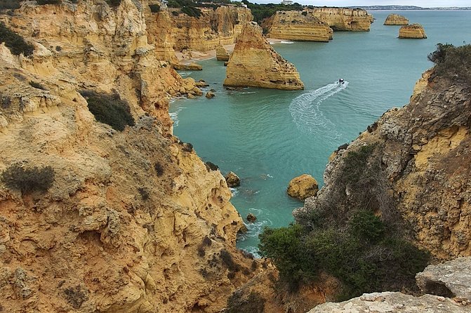 Transfer Lisbon - Lagos / Luz - Reserve Now and Pay Later Option