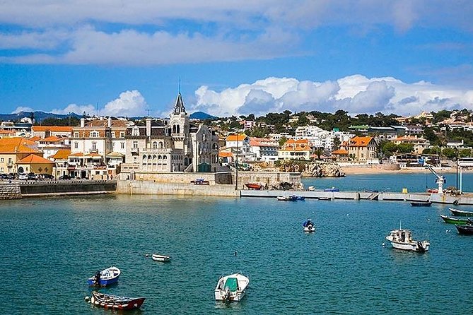 Transfer Lisbon to Cascais(8pax) - The Sum Up