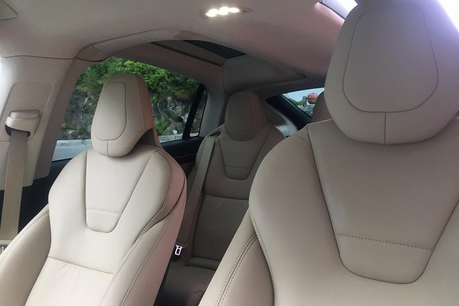 TRANSFER, LUXURY CAR 1-3 PAX: Bergen Airport TRANSFER - Drop-off Points