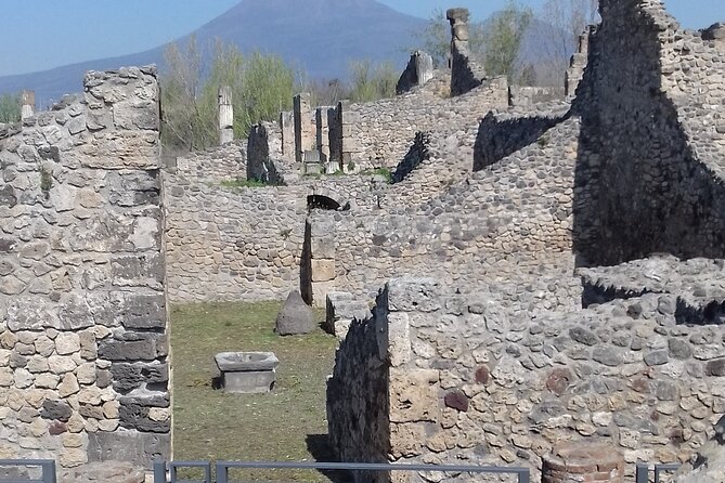 Transfer-Naples Area to Ravello-2hr Stop in Pompeii & Vice Versa - Preparing for the Tour