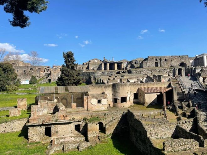 Transfer Naples/Salerno Apt - Hotel With Stop in Pompei. - Experience Features