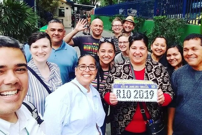 TRANSFER OUT AIRPORT VAN RJ (Copacabana/Ipanema/Leblon/Centro) - Pickup and Drop-off