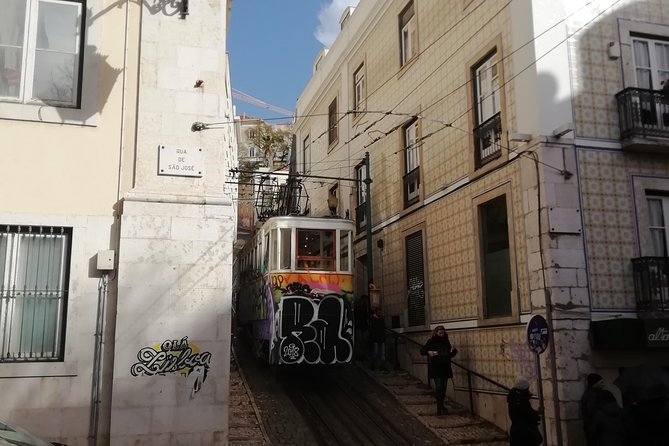 Transfer Porto Lisbon With Sightseeing - The Sum Up