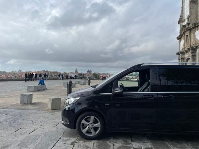 TRANSFER: PORTO>LISBOA MERCEDES V EXT LONG - Full Description