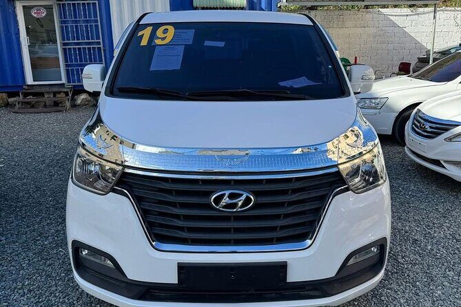 Transfer Private puj Hotel Viva Miches from 1 to 5 pax (via) - A Practical and Comfortable Transfer from Punta Cana to Viva Miches