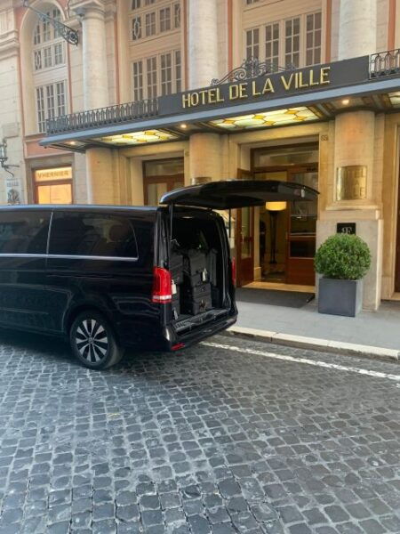 Transfer Rome City to Rome Airport - Vehicle Options