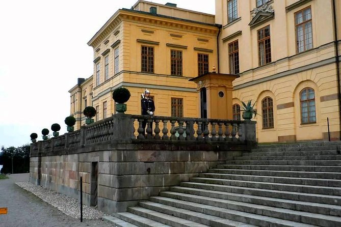 Transfer-Rome to Sorrento - an Hour Stop in Royal Palace Caserta or Vice Versa - Good To Know