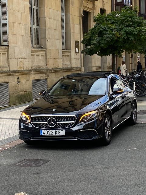 Transfer San Sebastian Airport (EAS) to City Center E-class - Service Details
