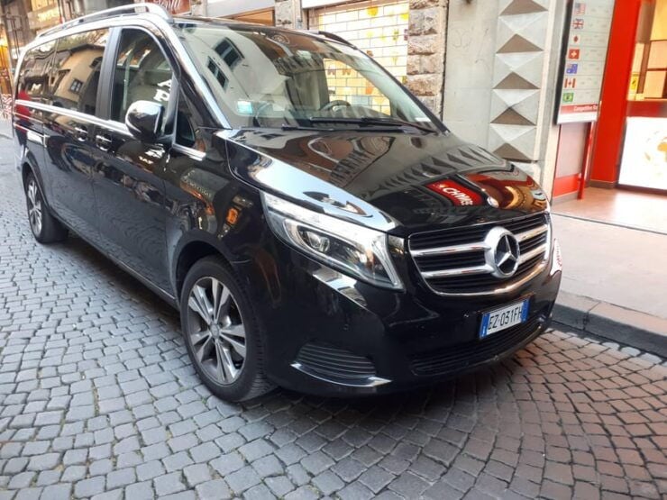 Transfer Service From Heathrow Airport to Central London - Contact and Support