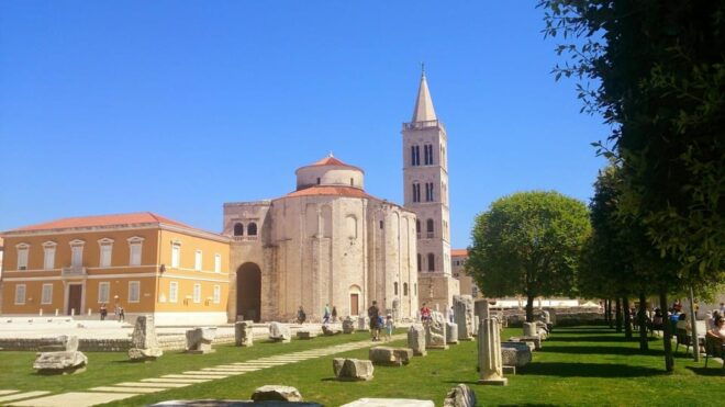 Transfer Split or Trogir to Zadar Airport - About the Provider