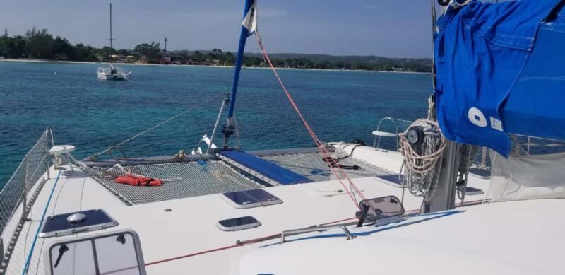 Transfer Taxi to Negril Catamaran Cruise from Falmout Resort - Arriving in Negril: Beach and Relaxation