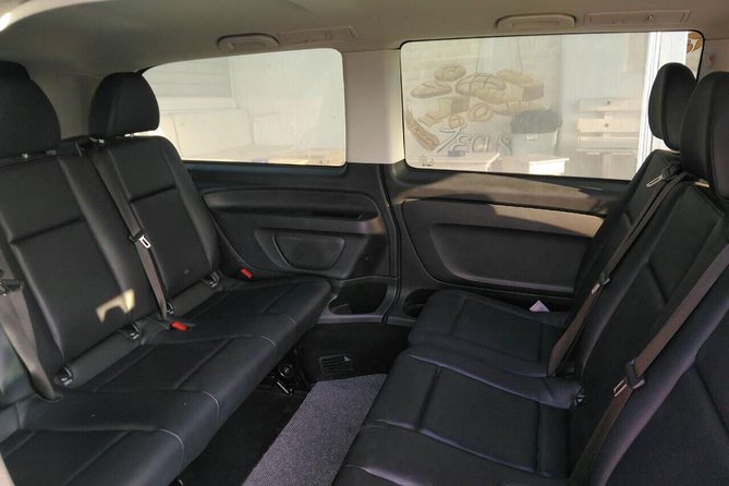 Transfer to Akrotiri - Booking Confirmation and Accessibility Information