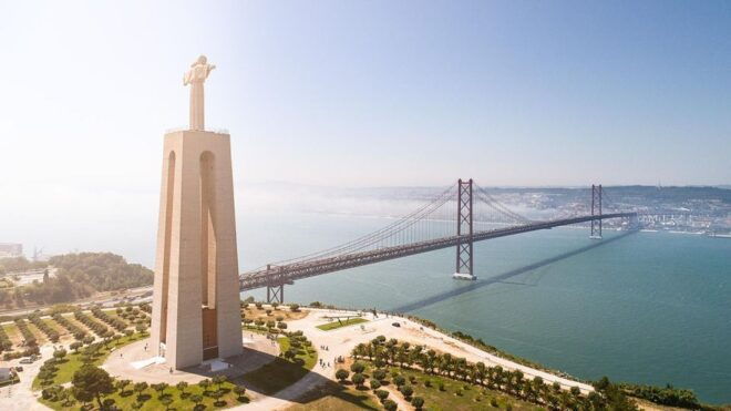Transfer to Almada From Lisbon - Frequently Asked Questions