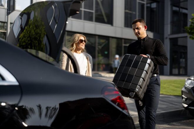 Transfer To/From London Gatwick Airport to Dover Cruise Port - Vehicle Information