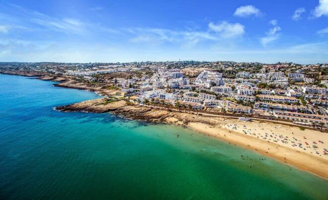 Transfer to Luz or Praia Da Luz (Algarve) From Lisbon - On the Day of Transfer