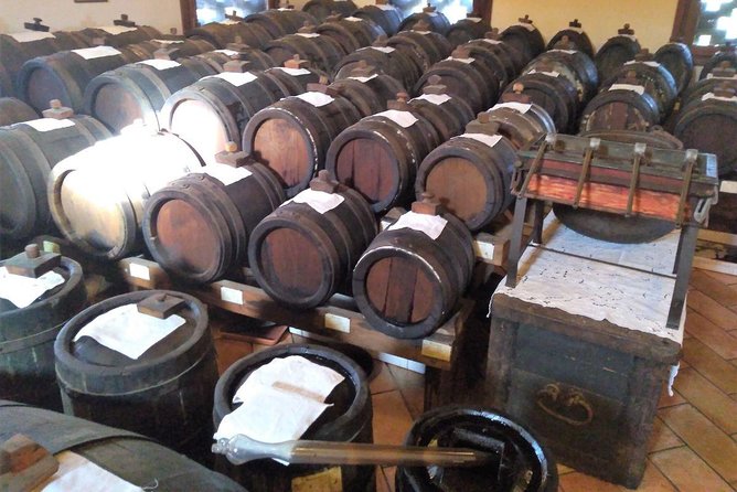 Transfer Tour Venice - Florence, Stopover Ferrari Museum, Balsamic Vinegar Land - Good To Know