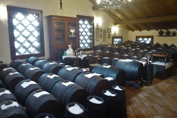 Transfer Tour Venice - Florence, Stopover Ferrari Museum, Balsamic Vinegar Land - Logistics and Booking Details