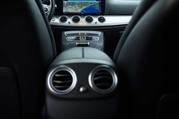 Transfers In/Out in Lisbon - Payment Options