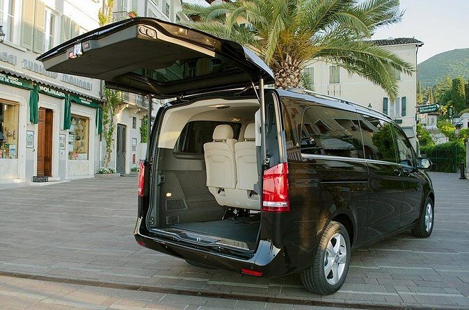 Transfers to Runaway Bay (Grand Bahia Principe) from Kingston. - The Booking and Cancellation Process