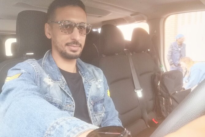 Transfert Privé Aéroport Charles De Gaulle Vers Paris - Service Animals and Public Transportation