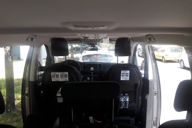 Transferts Airport, Hotel, Station and Others Places Arcachon, Saint-Emilion on Request - Meeting and Pickup