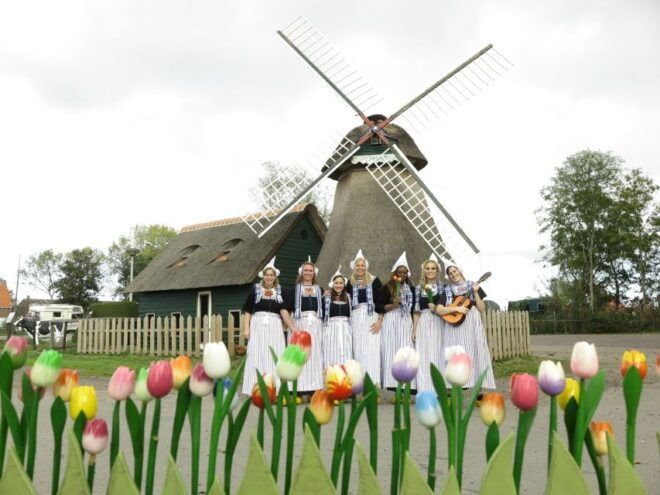 Translation: Picture in Volendam Costume With Cheese and Clog Tour - Inclusions