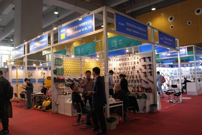 Translator Shopping Assistant and Business Tour Guide Service - FAQ