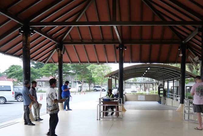 Transport From Kohsamuiairport to Chawengbeach and Kohsamuihotels - Pricing and Booking Details