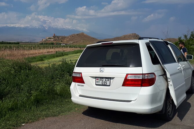 Transport Rental From Yerevan to Tbilisi - Transport Options